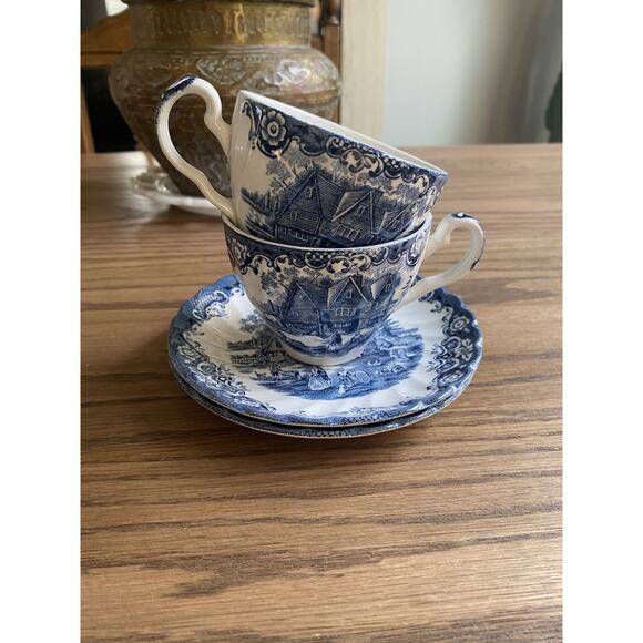 Vintage Staffordshire Heritage Hall Blue And White Ironstone Cups And Saucer - Picture 5 of 5
